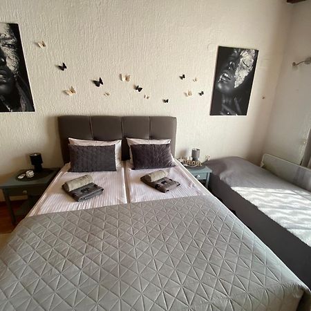 Lux Apartment Barbara Πόρετς Εξωτερικό φωτογραφία