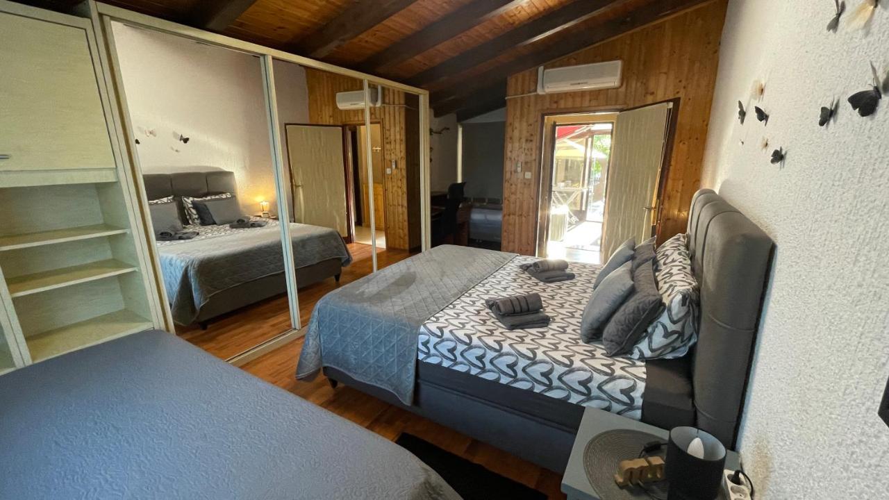 Lux Apartment Barbara Πόρετς Εξωτερικό φωτογραφία