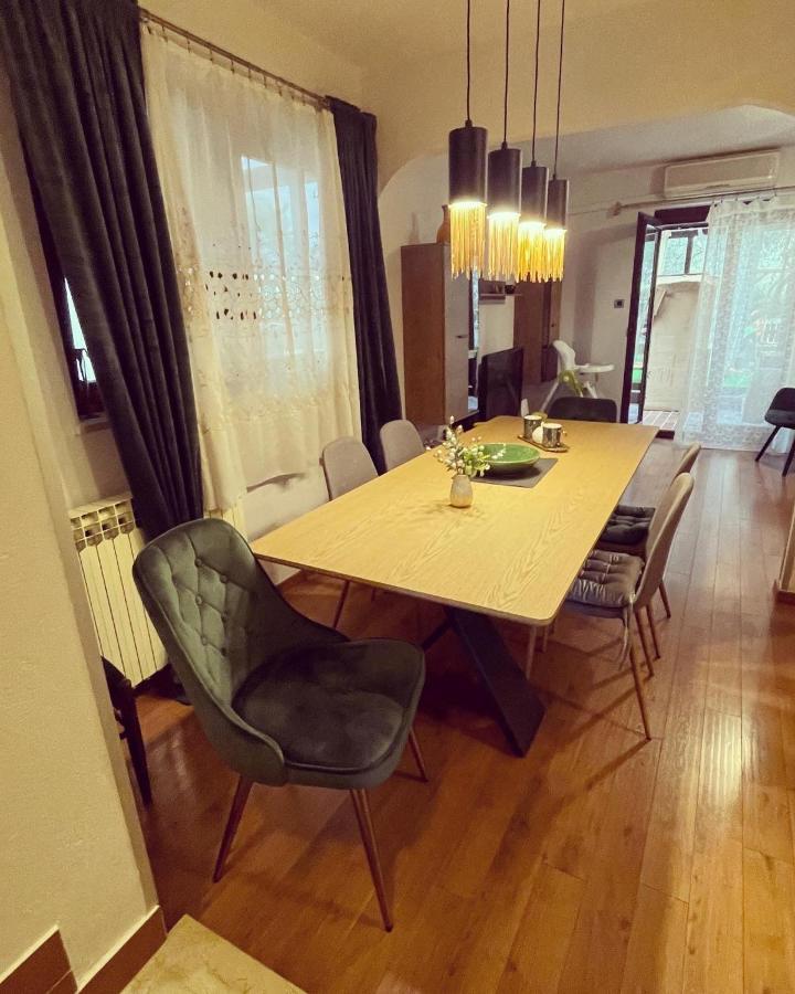Lux Apartment Barbara Πόρετς Εξωτερικό φωτογραφία