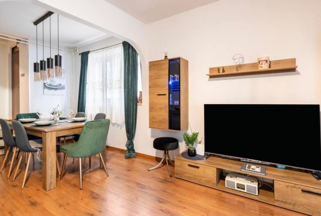 Lux Apartment Barbara Πόρετς Εξωτερικό φωτογραφία