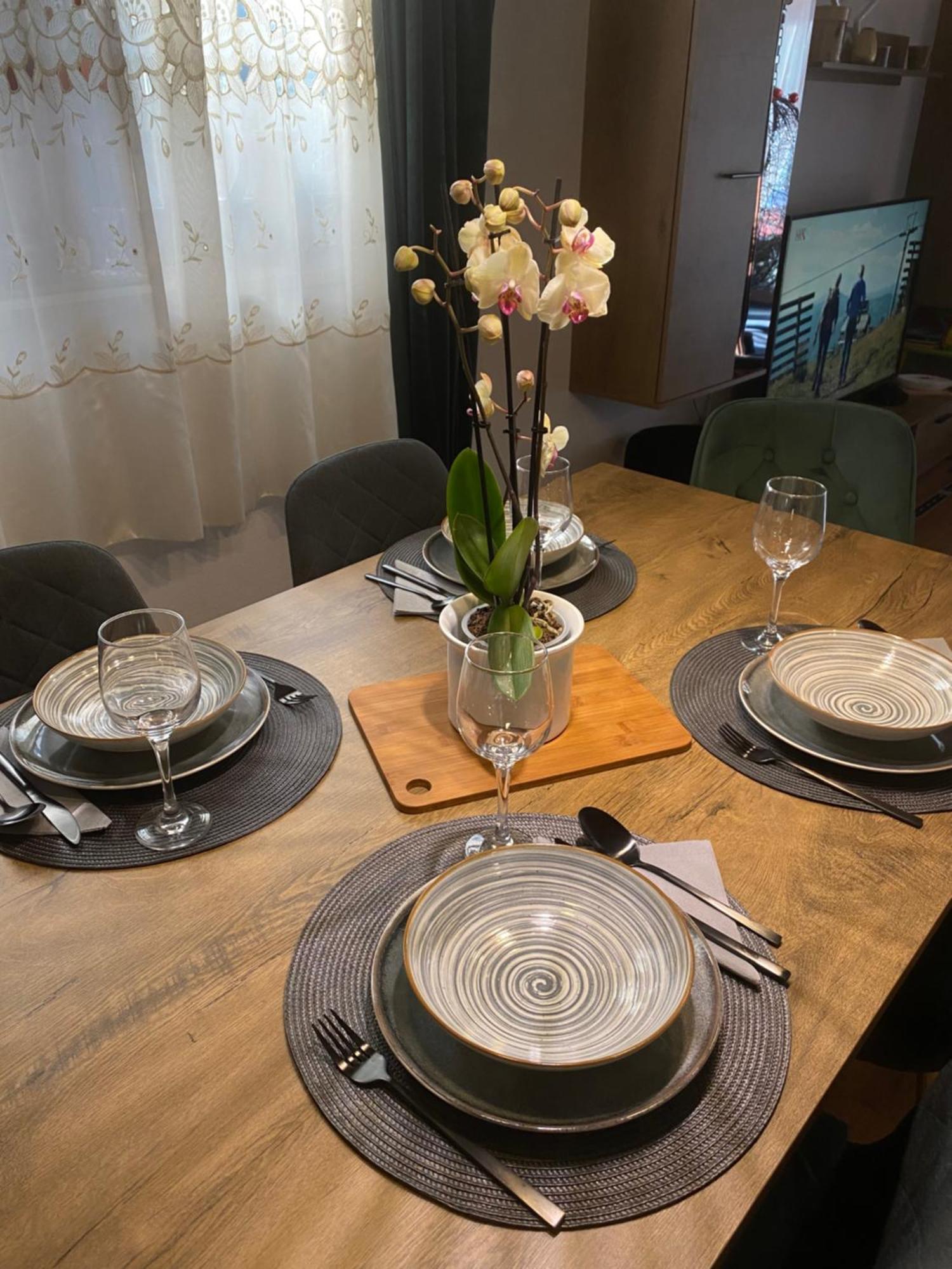 Lux Apartment Barbara Πόρετς Εξωτερικό φωτογραφία